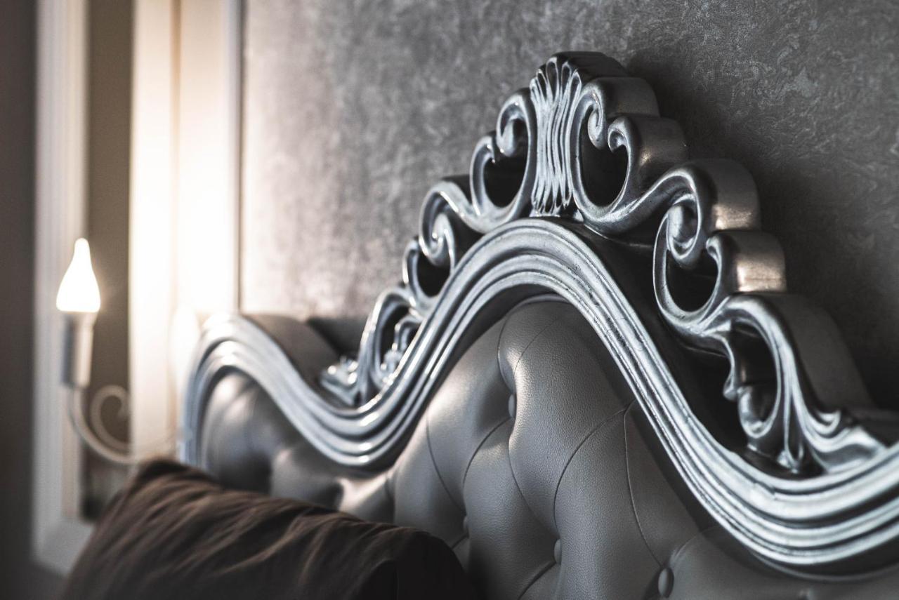 Belvedere Luxury Apartment, View On The Lucca Walls Екстериор снимка