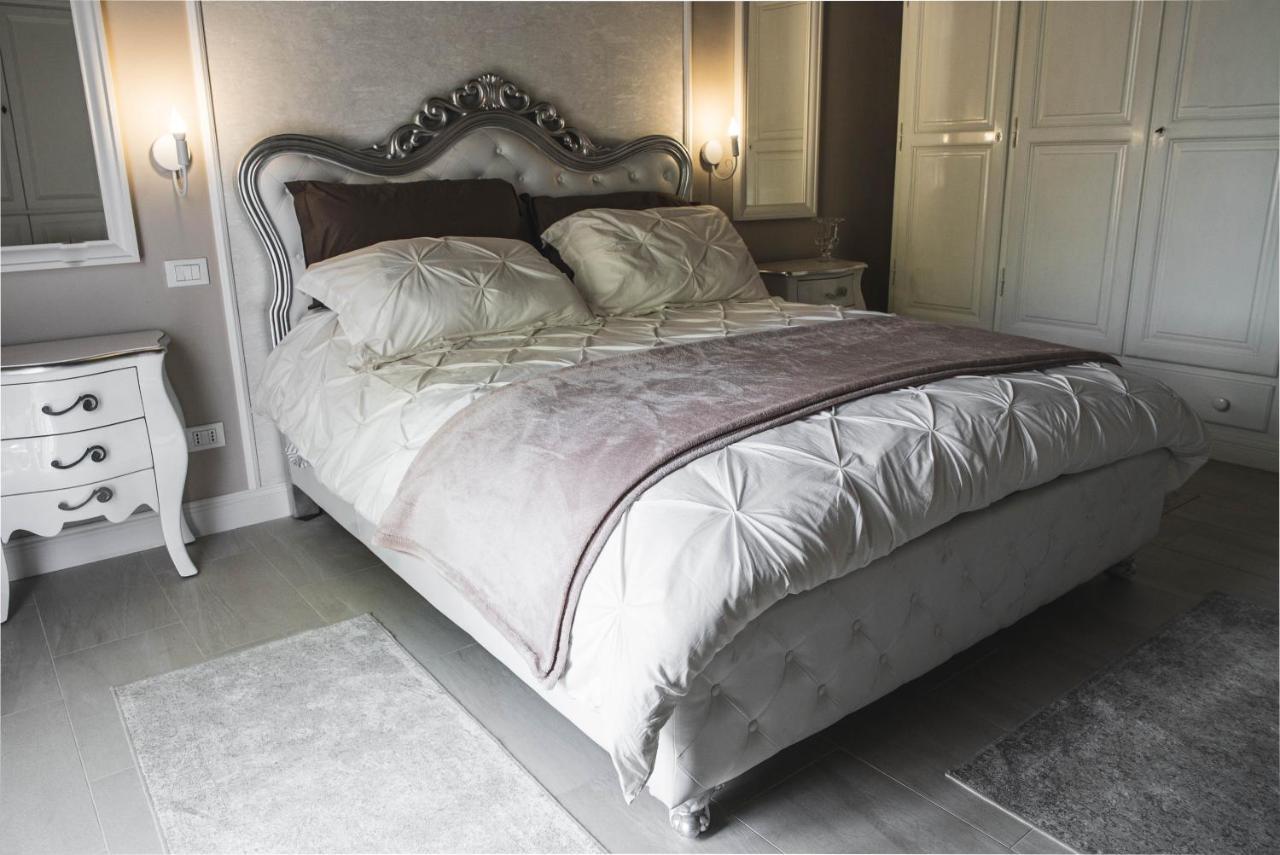 Belvedere Luxury Apartment, View On The Lucca Walls Екстериор снимка
