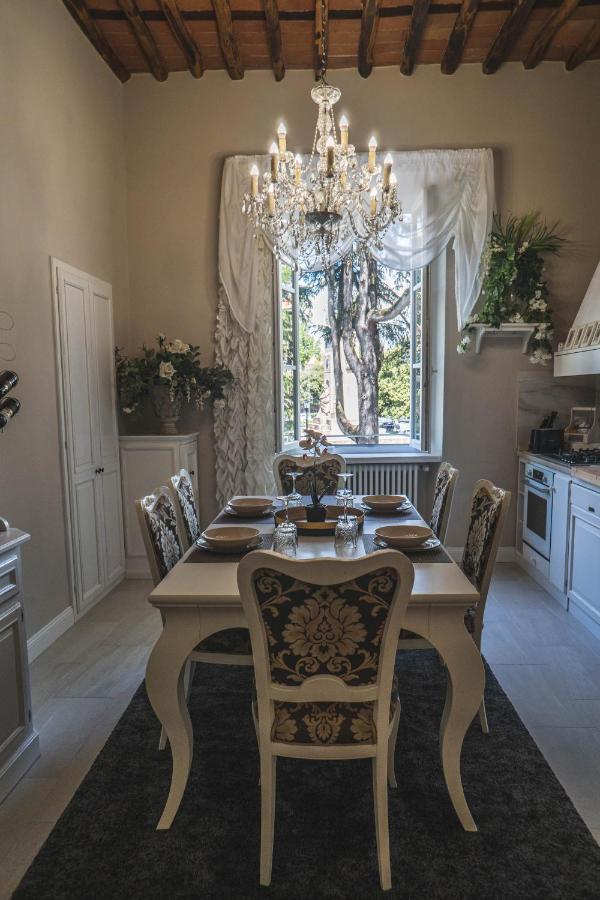 Belvedere Luxury Apartment, View On The Lucca Walls Екстериор снимка