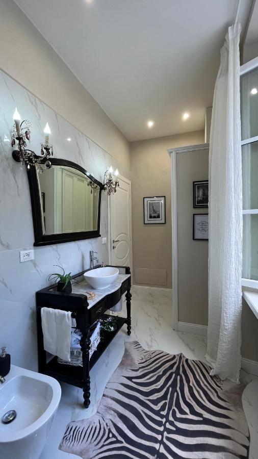 Belvedere Luxury Apartment, View On The Lucca Walls Екстериор снимка