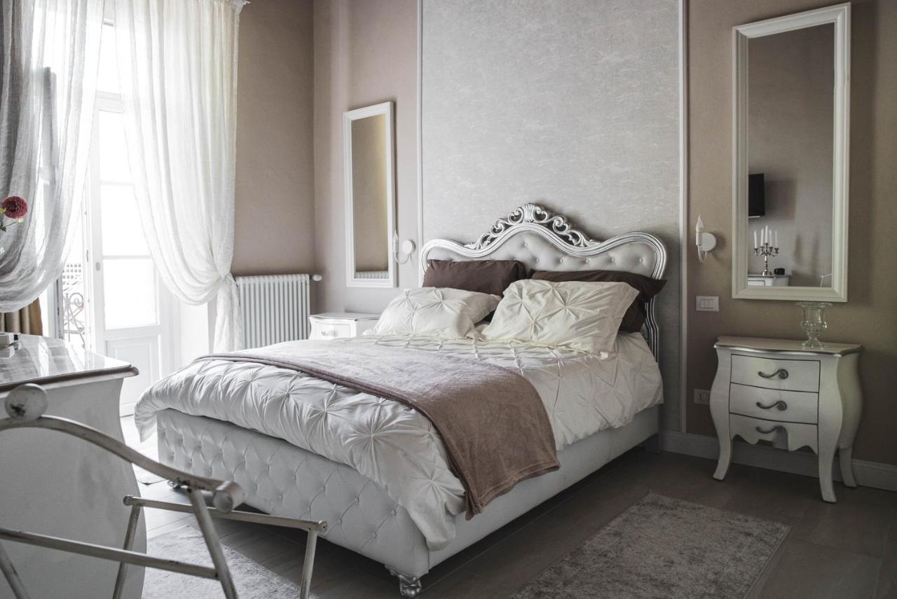 Belvedere Luxury Apartment, View On The Lucca Walls Екстериор снимка